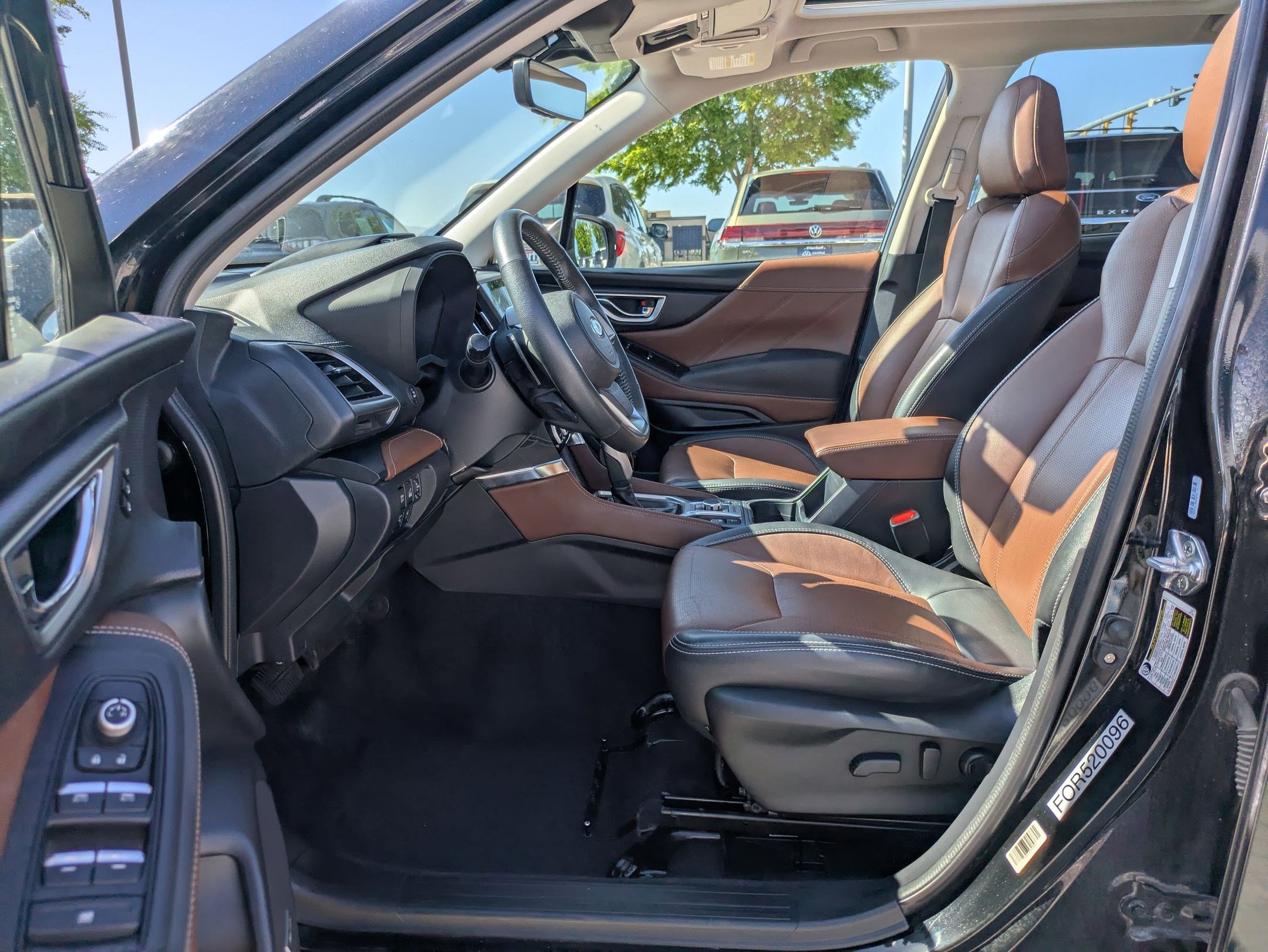 Used 2023 Subaru Forester Touring AWD/4WD image 18
