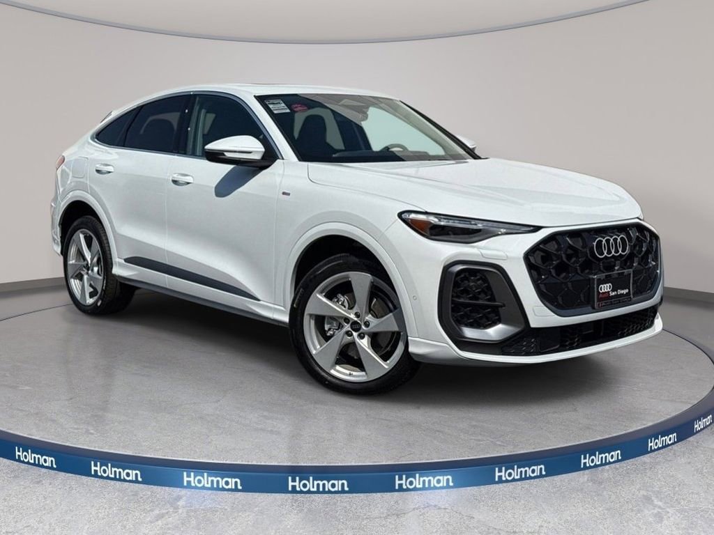 Certified 2025 Audi Q5 Premium Plus w/ Premium Plus image 2