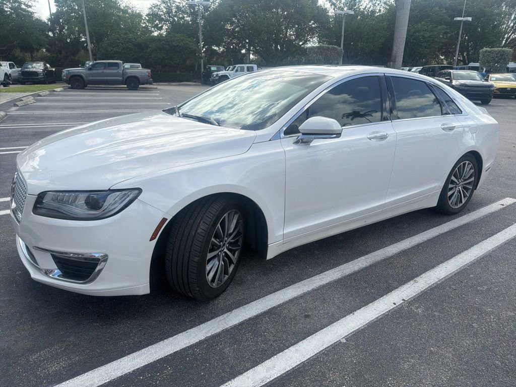 Used 2018 Lincoln MKZ Select w/ Select Plus Package image 2