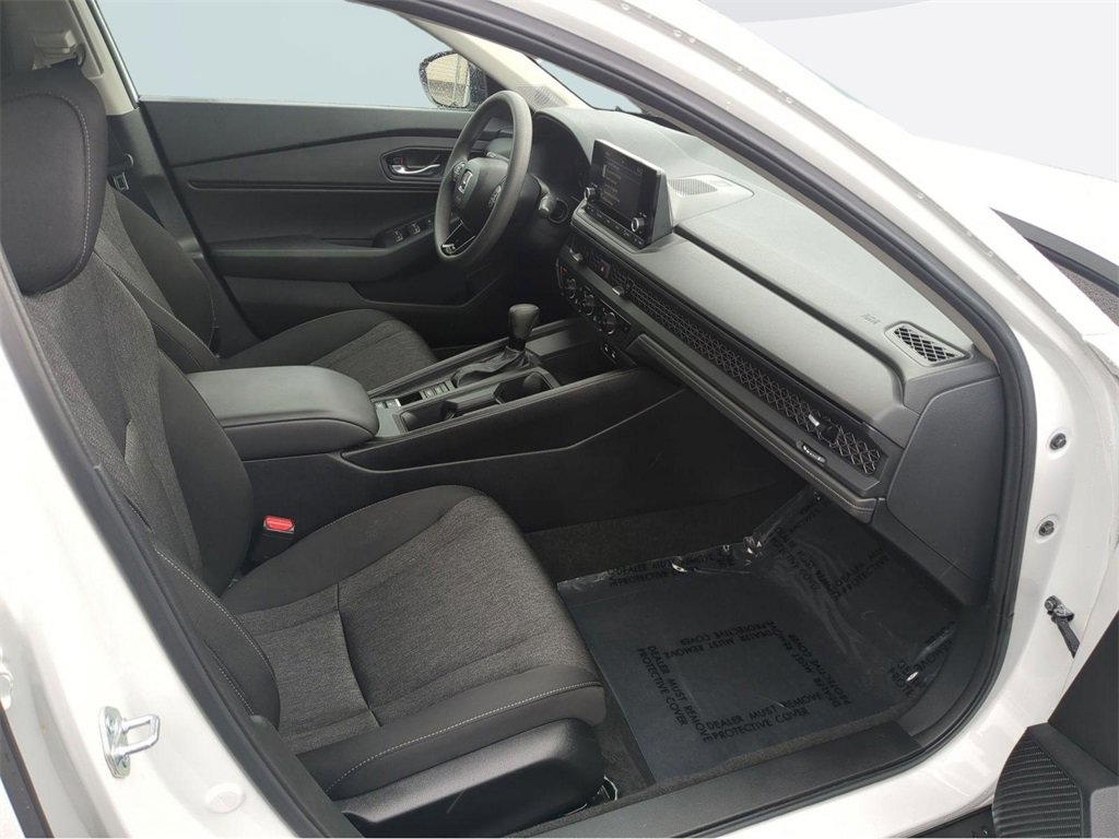 Used 2025 Honda Accord SE image 27