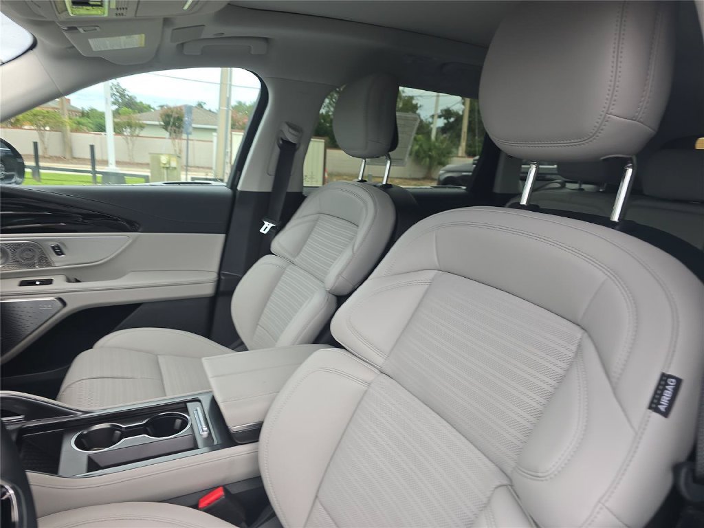 New 2026 Lincoln Nautilus Reserve AWD/4WD image 15