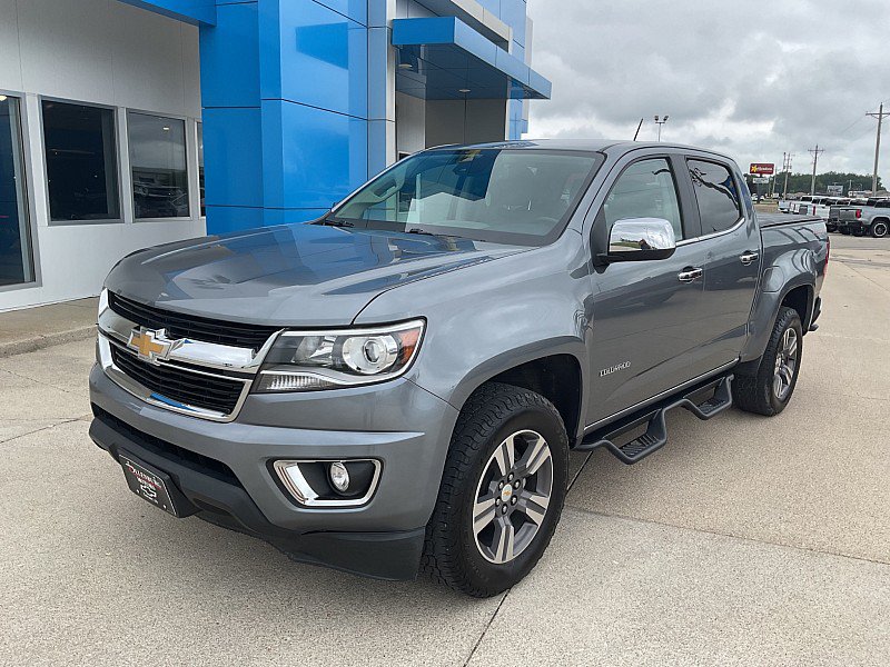 Used 2018 Chevrolet Colorado LT w/ Luxury Package, Chrome AWD/4WD image 2