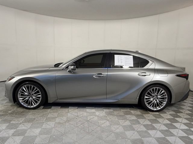 Used 2023 Lexus IS 300 w/ Premium Package RWD image 3