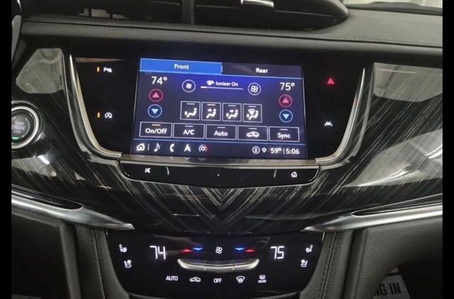 Certified 2025 Cadillac XT6 Premium Luxury image 40