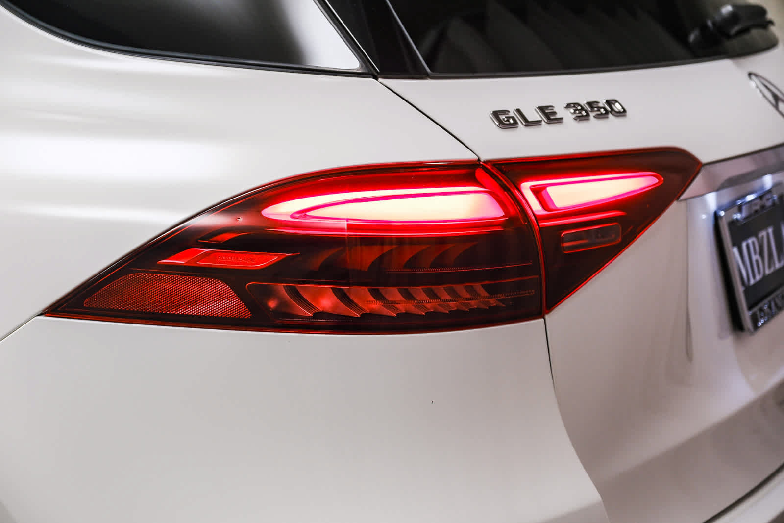 Certified 2024 Mercedes-Benz GLE 350 4MATIC image 7