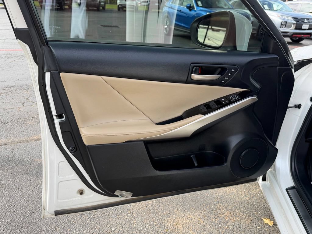 Used 2019 Lexus IS 300 w/ Premium Package RWD image 13