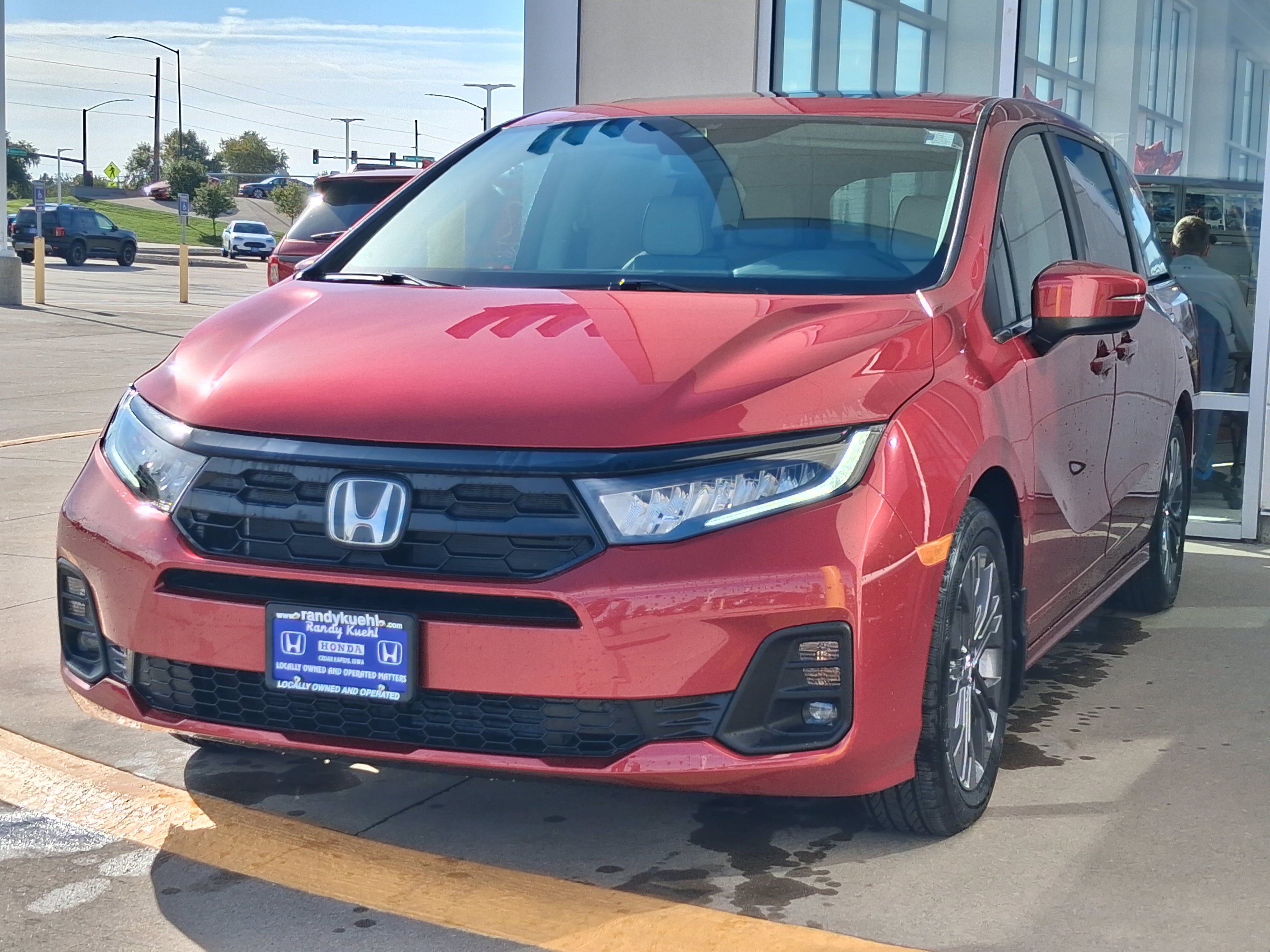 New 2026 Honda Odyssey Touring image 3