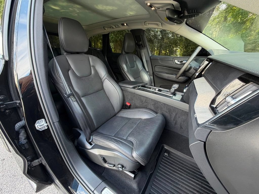 Used 2021 Volvo XC60 T5 Inscription w/ Advanced Package FWD image 25