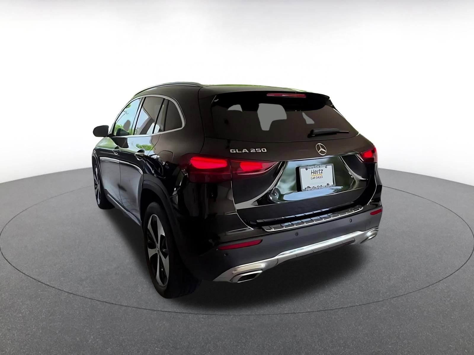 Used 2025 Mercedes-Benz GLA 250 image 10
