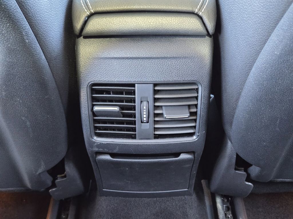 Used 2019 Mercedes-Benz GLA 250 image 38