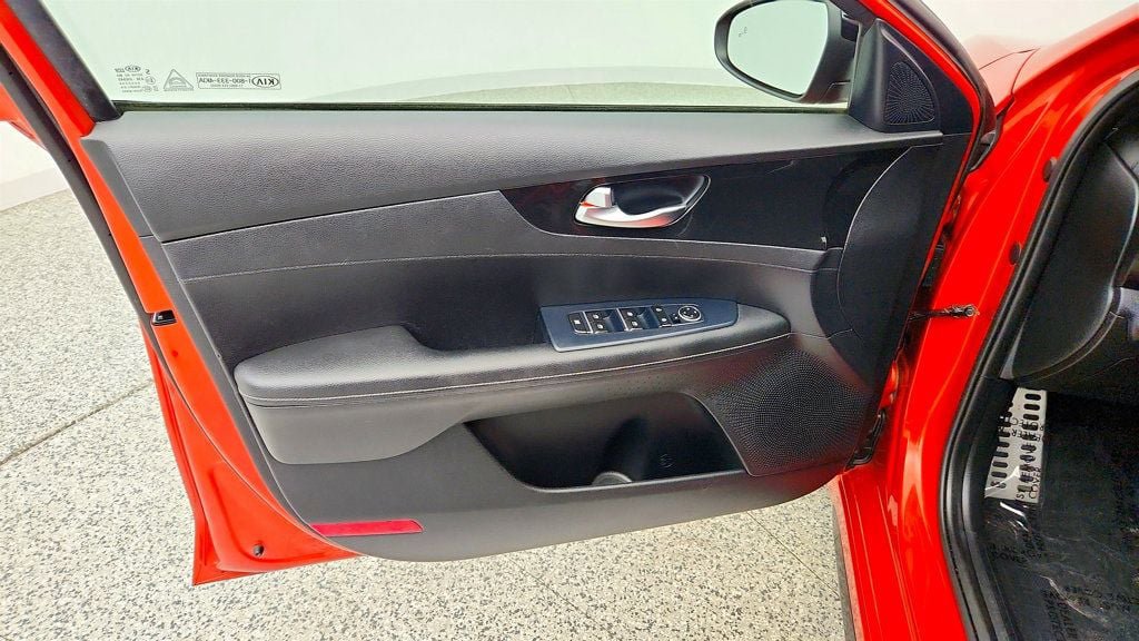 Used 2020 Kia Forte GT-Line FWD image 10