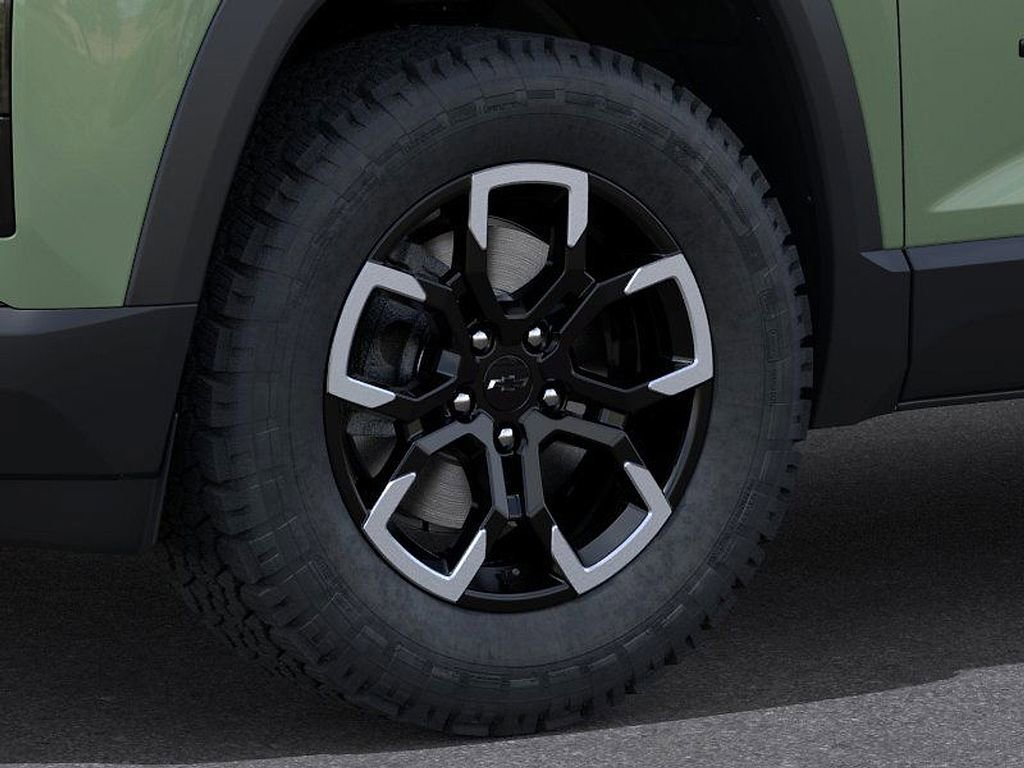 New 2026 Chevrolet Equinox ACTIV w/ Convenience Package III image 9