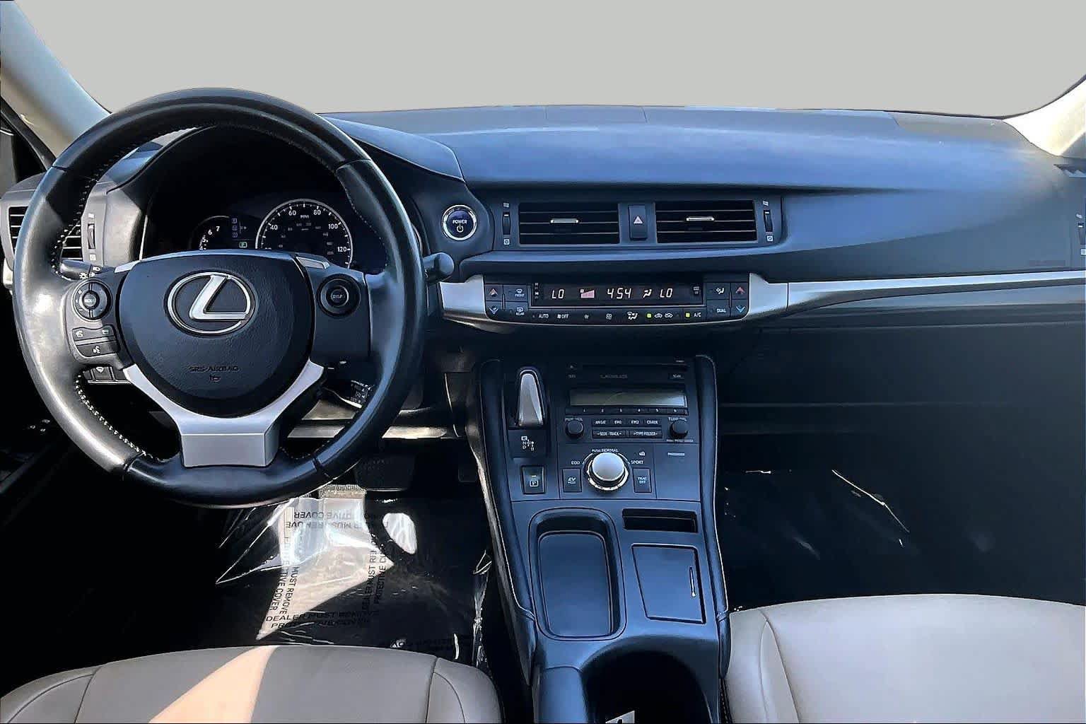 Used 2014 Lexus CT 200h FWD image 15