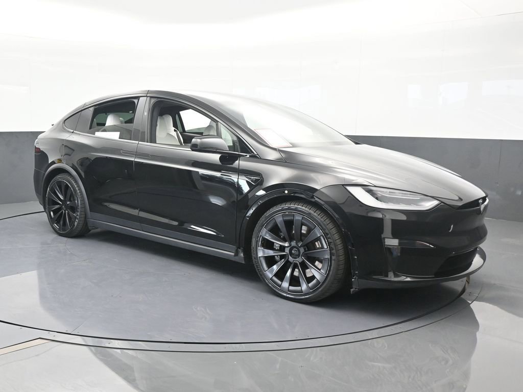Used 2022 Tesla Model X Plaid image 8