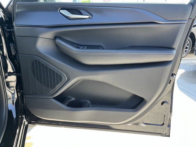 New 2025 Jeep Grand Cherokee Laredo X w/ Luxury Tech Group I image 23