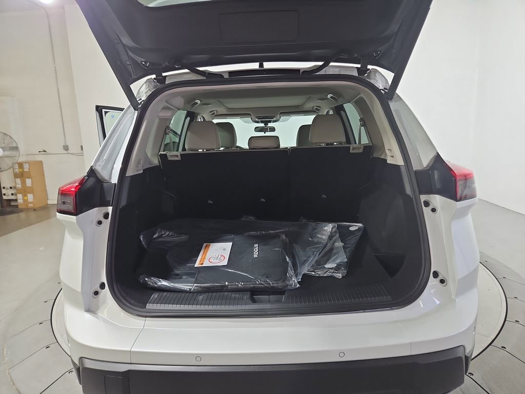 New 2026 Nissan Rogue SV image 21