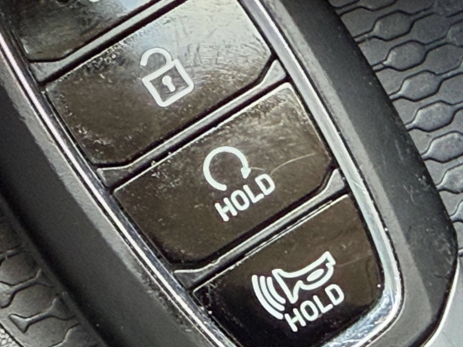Used 2026 Hyundai Venue SEL FWD image 22