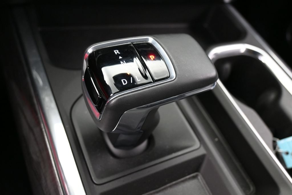 Used 2026 Chevrolet Silverado 1500 LTZ RWD image 32