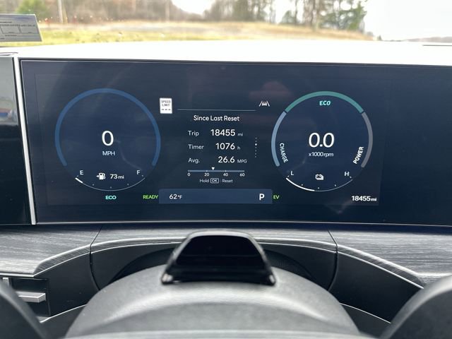 Used 2024 Hyundai Santa Fe Limited image 12