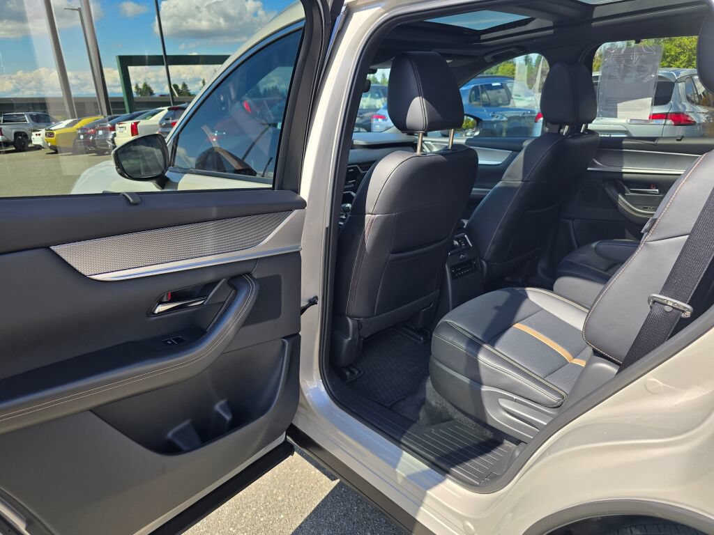 Certified 2025 MAZDA CX-90 Plug-In Hybrid w/ Premium Plus AWD/4WD image 25