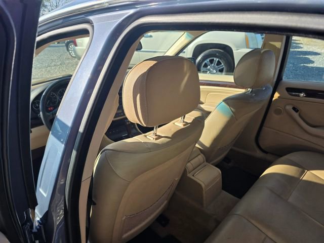 Used 2003 BMW 330i Sedan image 17