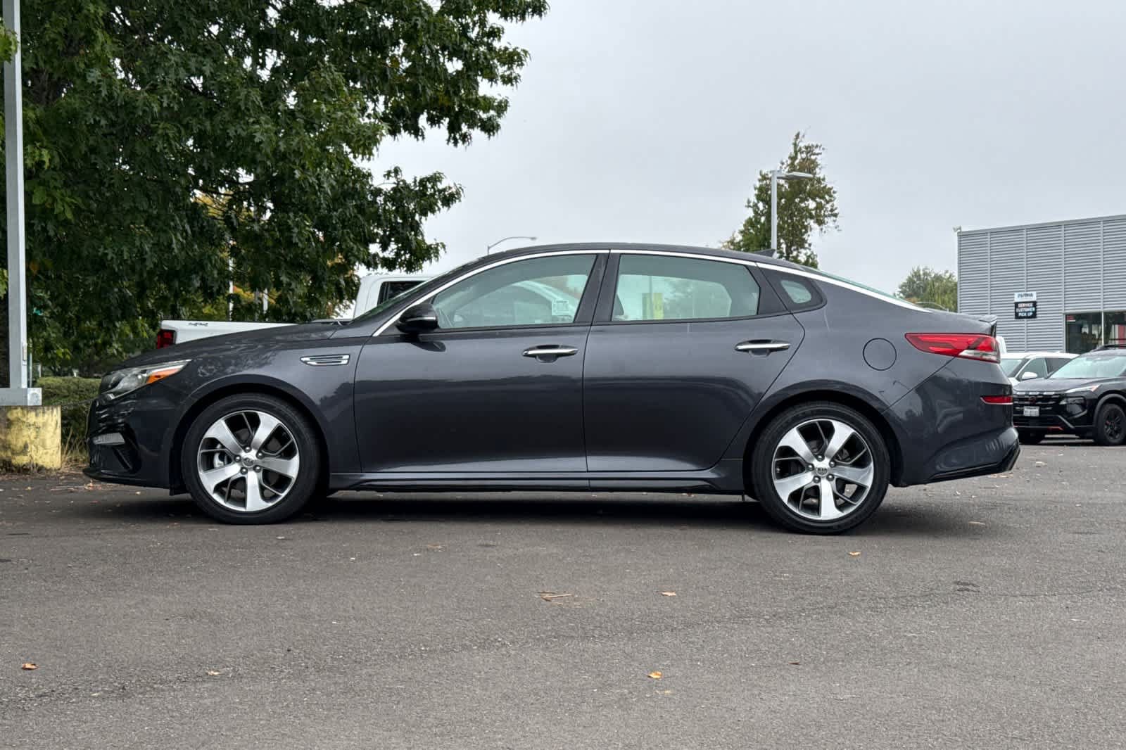 Used 2019 Kia Optima S w/ S Panoramic Sunroof Package FWD image 5