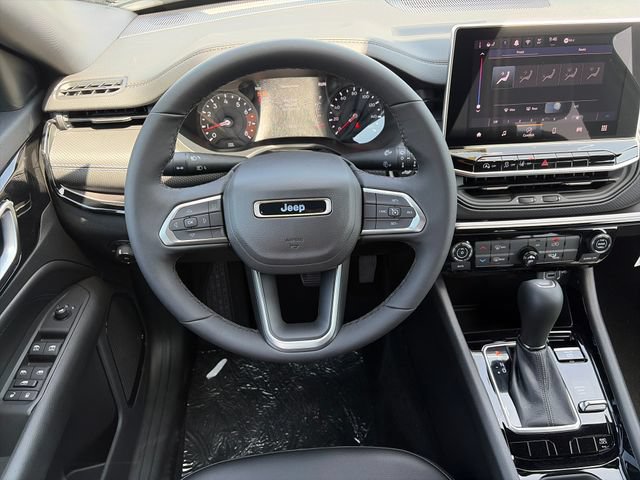 New 2026 Jeep Compass Latitude AWD/4WD image 11