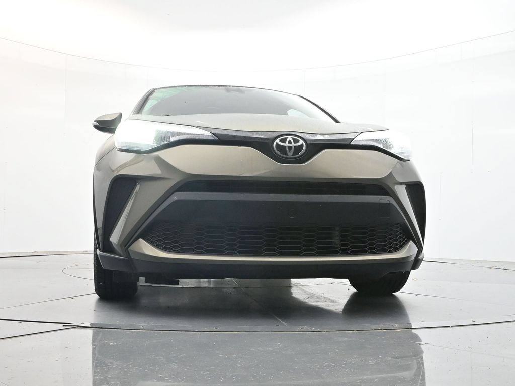 Used 2021 Toyota C-HR LE FWD image 33