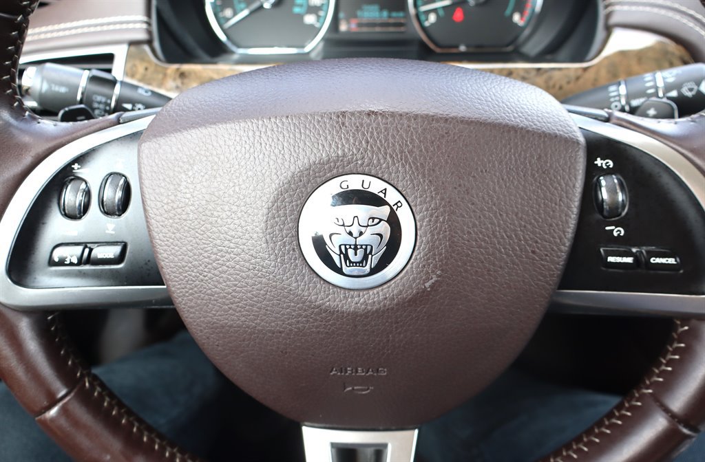Used 2014 Jaguar XK Coupe RWD image 29