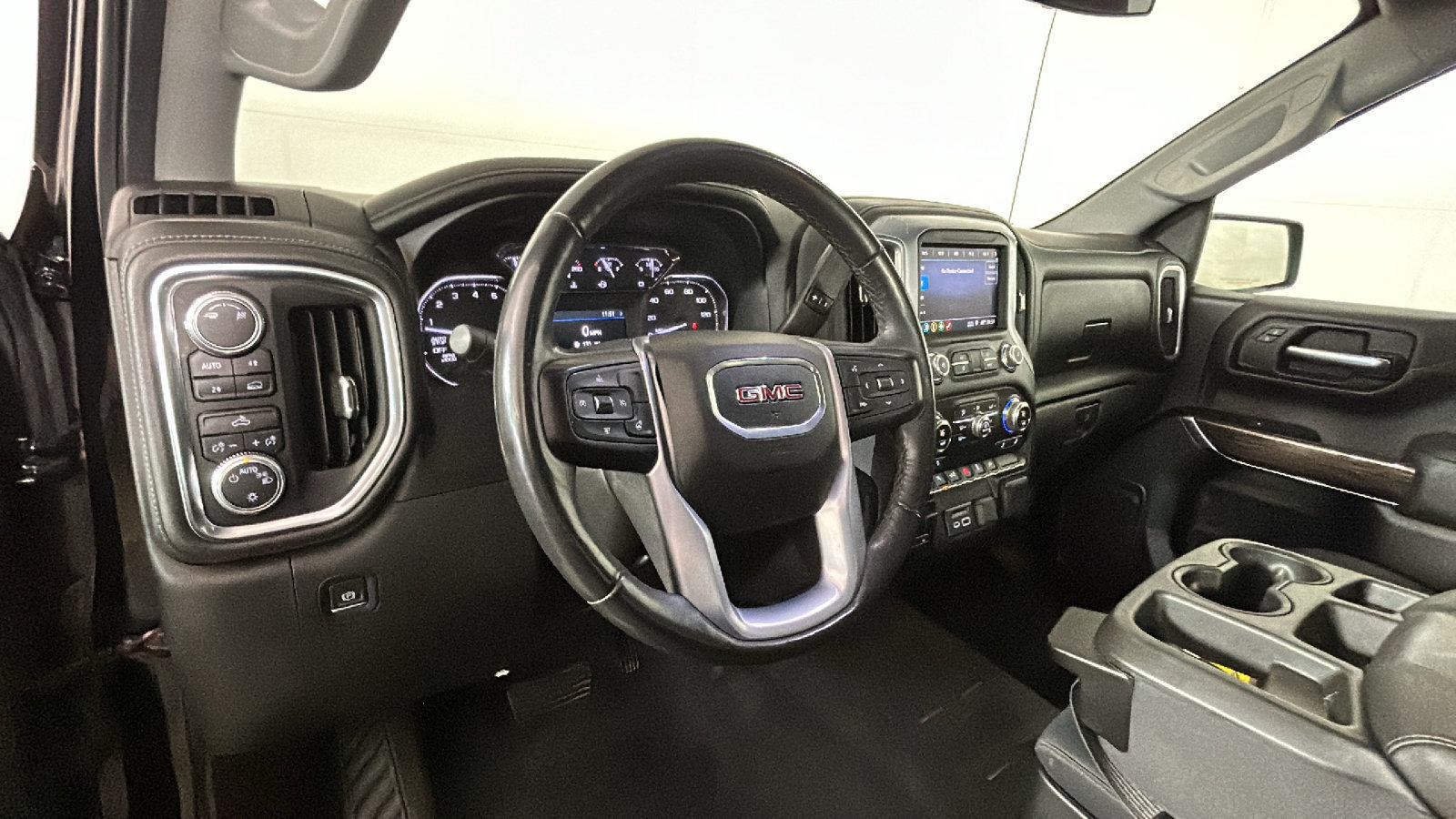 Used 2019 GMC Sierra 1500 SLE w/ SLE Value Package AWD/4WD image 17