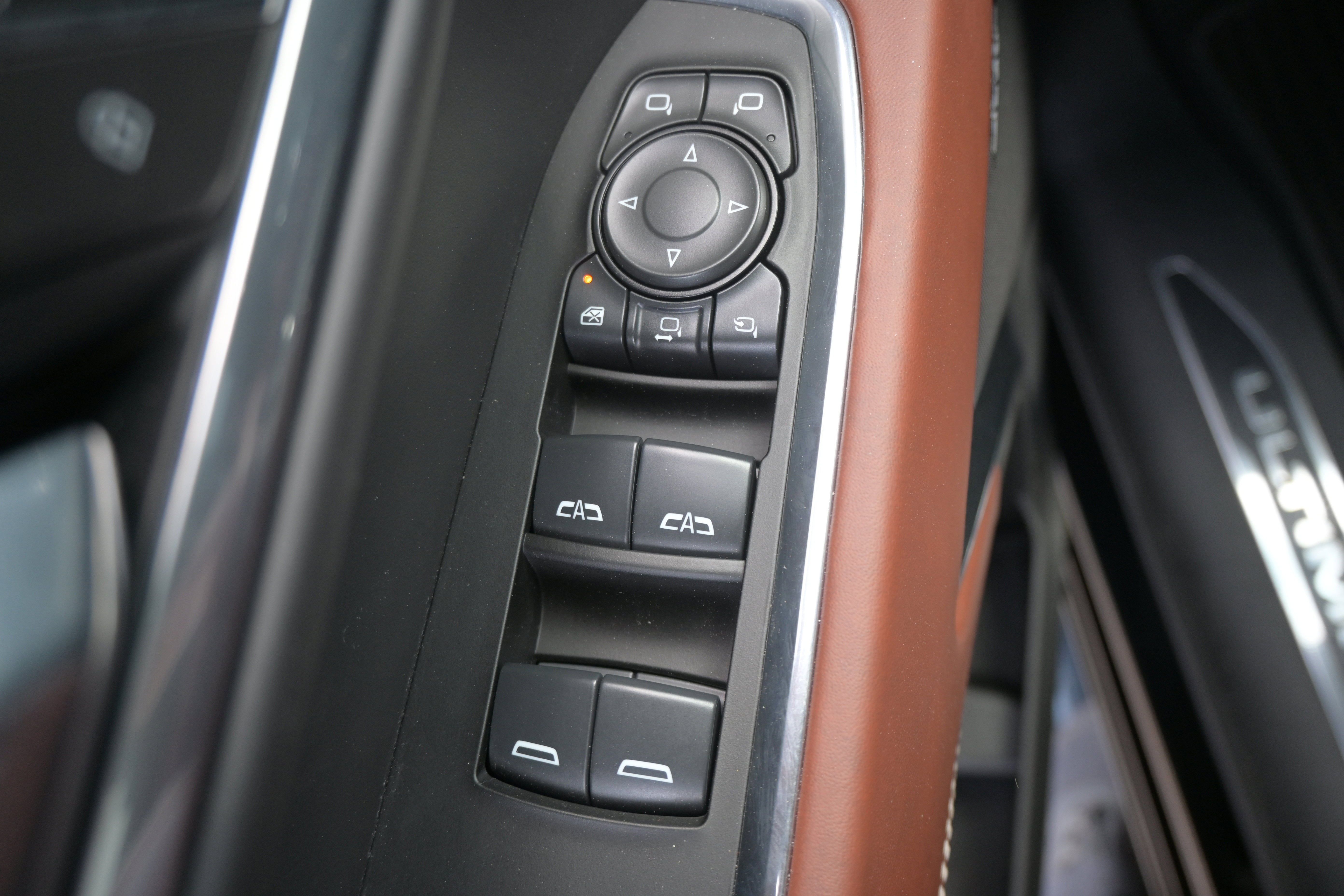 Used 2025 GMC Sierra 2500 Denali Ultimate AWD/4WD image 16