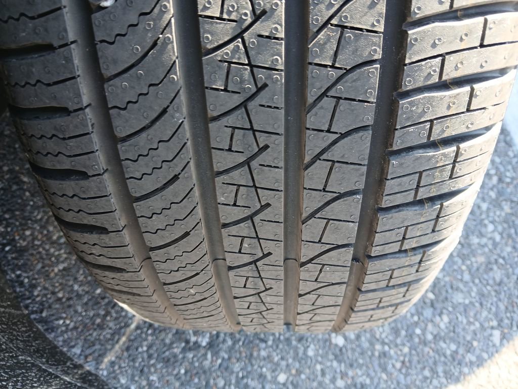 New 2026 Volkswagen Tiguan SE R-Line image 27