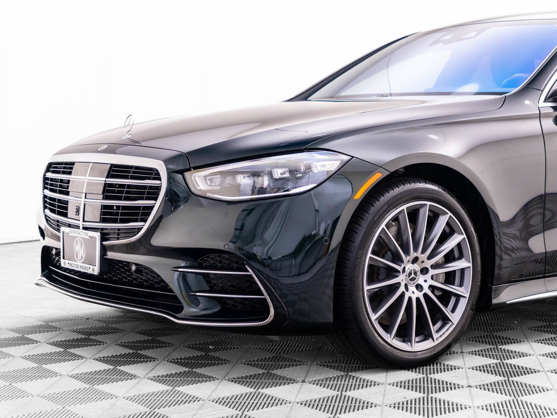 Used 2025 Mercedes-Benz S 580 4MATIC Sedan image 37