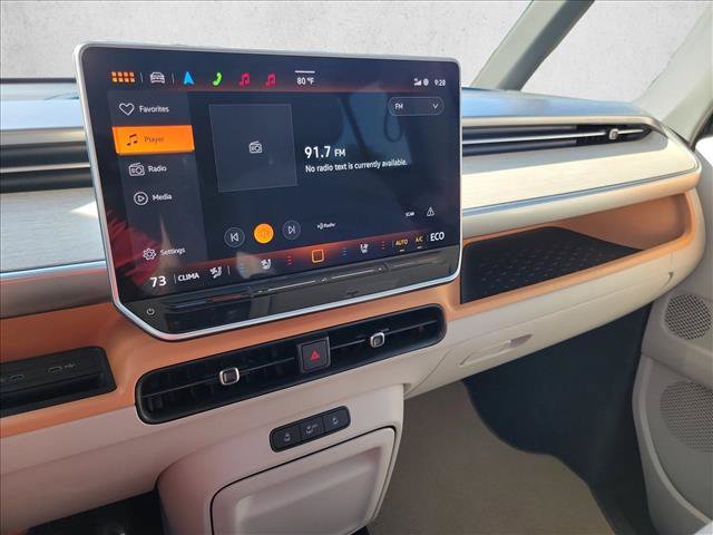 Used 2025 Volkswagen ID. Buzz 1st Edition AWD/4WD image 18