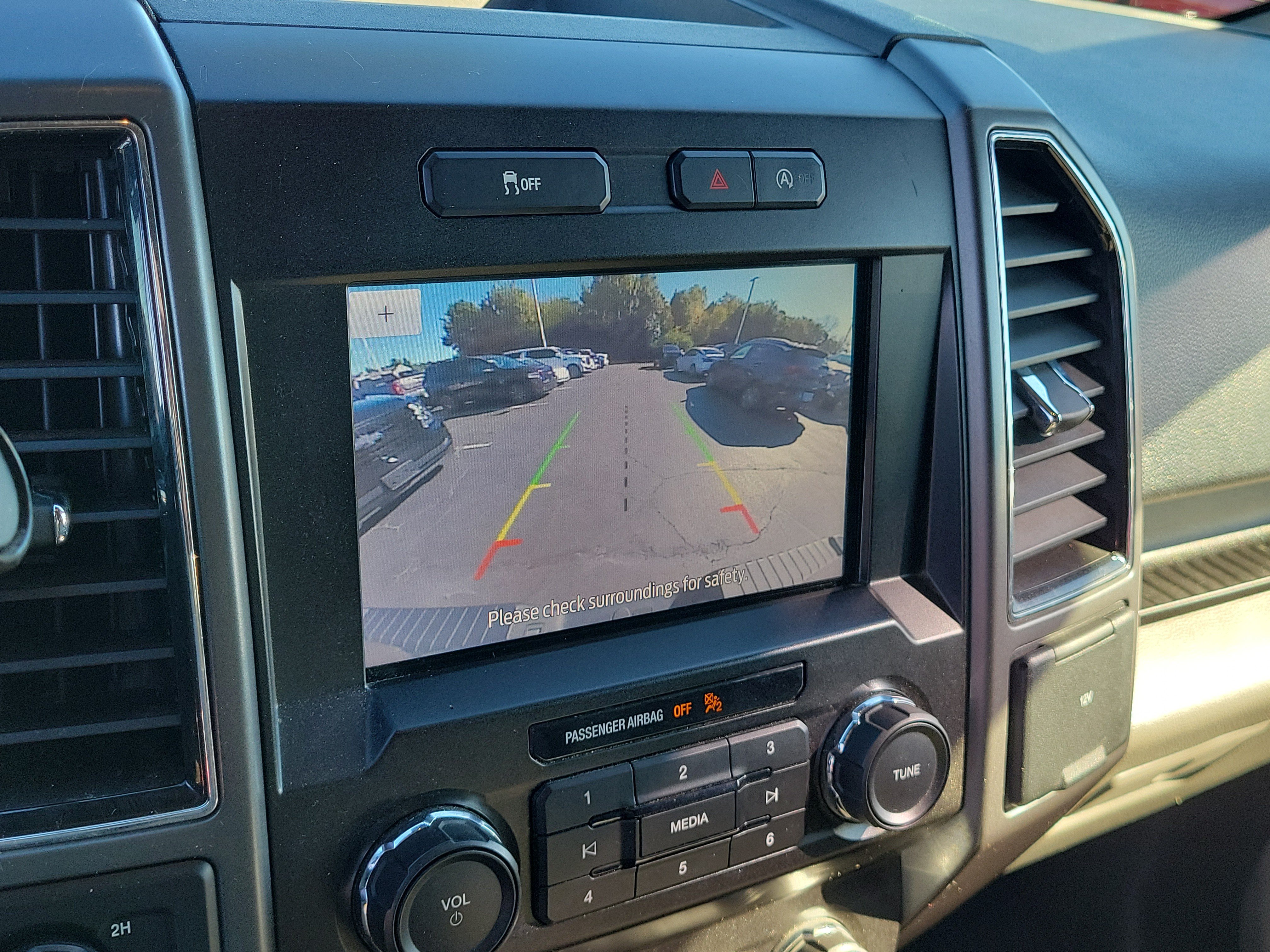 Used 2020 Ford F150 XLT w/ Equipment Group 302A Luxury AWD/4WD image 26