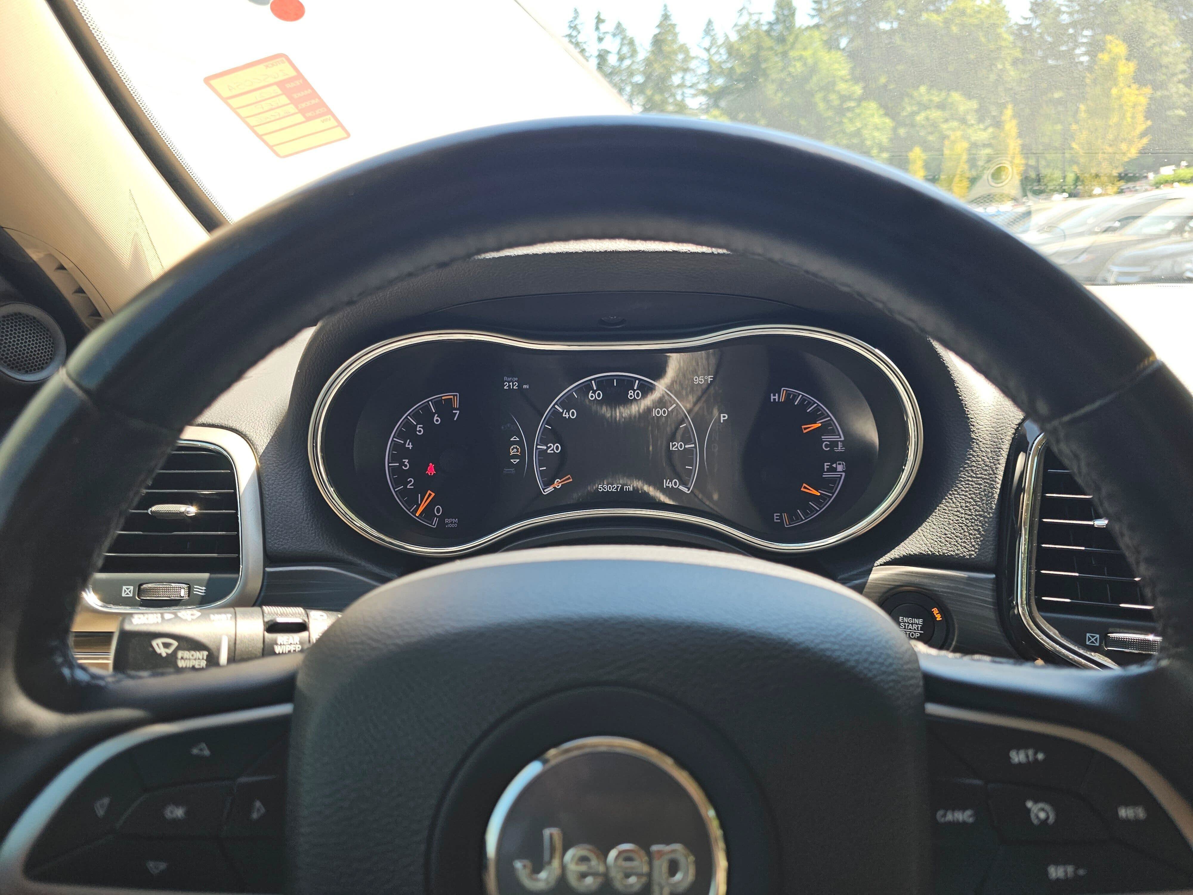 Used 2021 Jeep Grand Cherokee Limited w/ Sun & Sound Group AWD/4WD image 60