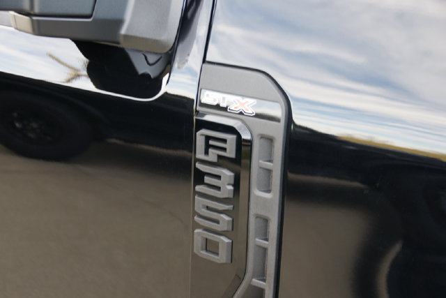 New 2026 Ford F350 XL w/ STX Appearance Package AWD/4WD image 9