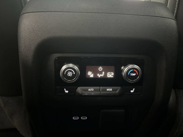 New 2026 GMC Acadia Elevation w/ Elevation Premium Package AWD/4WD image 21