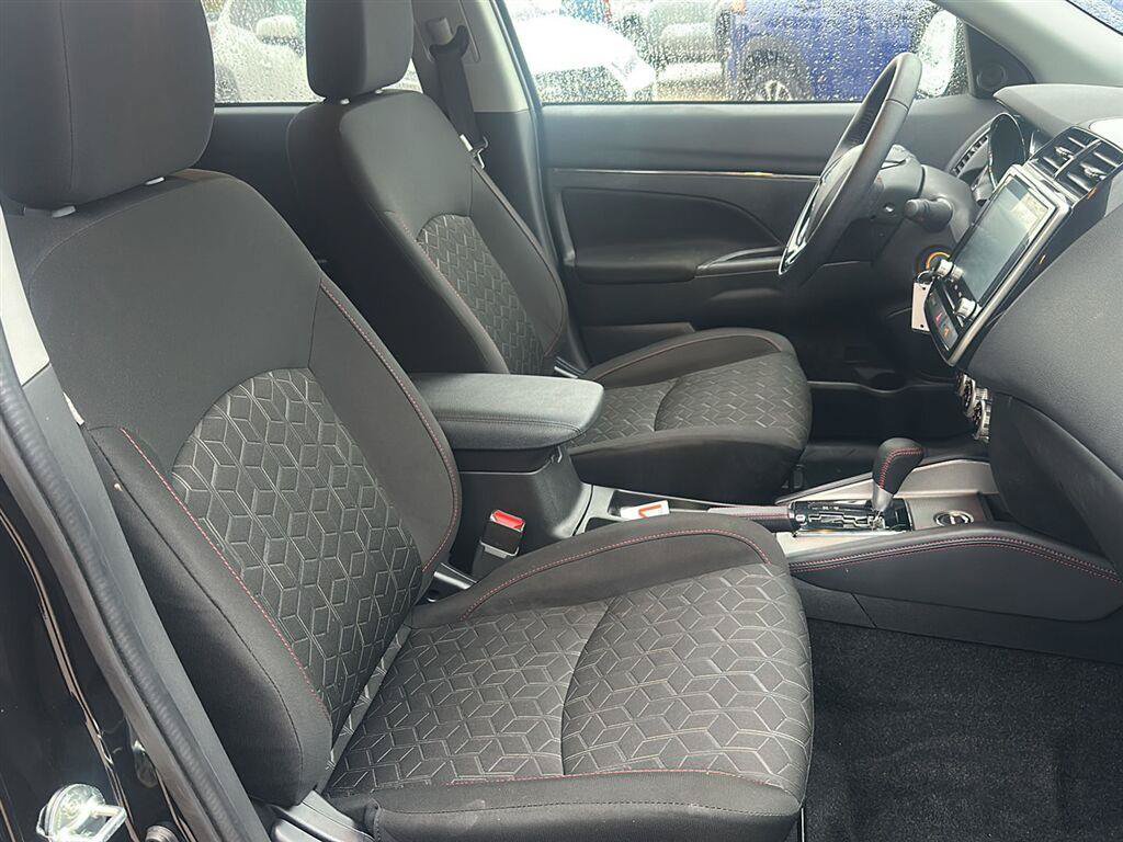 Used 2026 Mitsubishi Outlander Sport LE AWD/4WD image 24