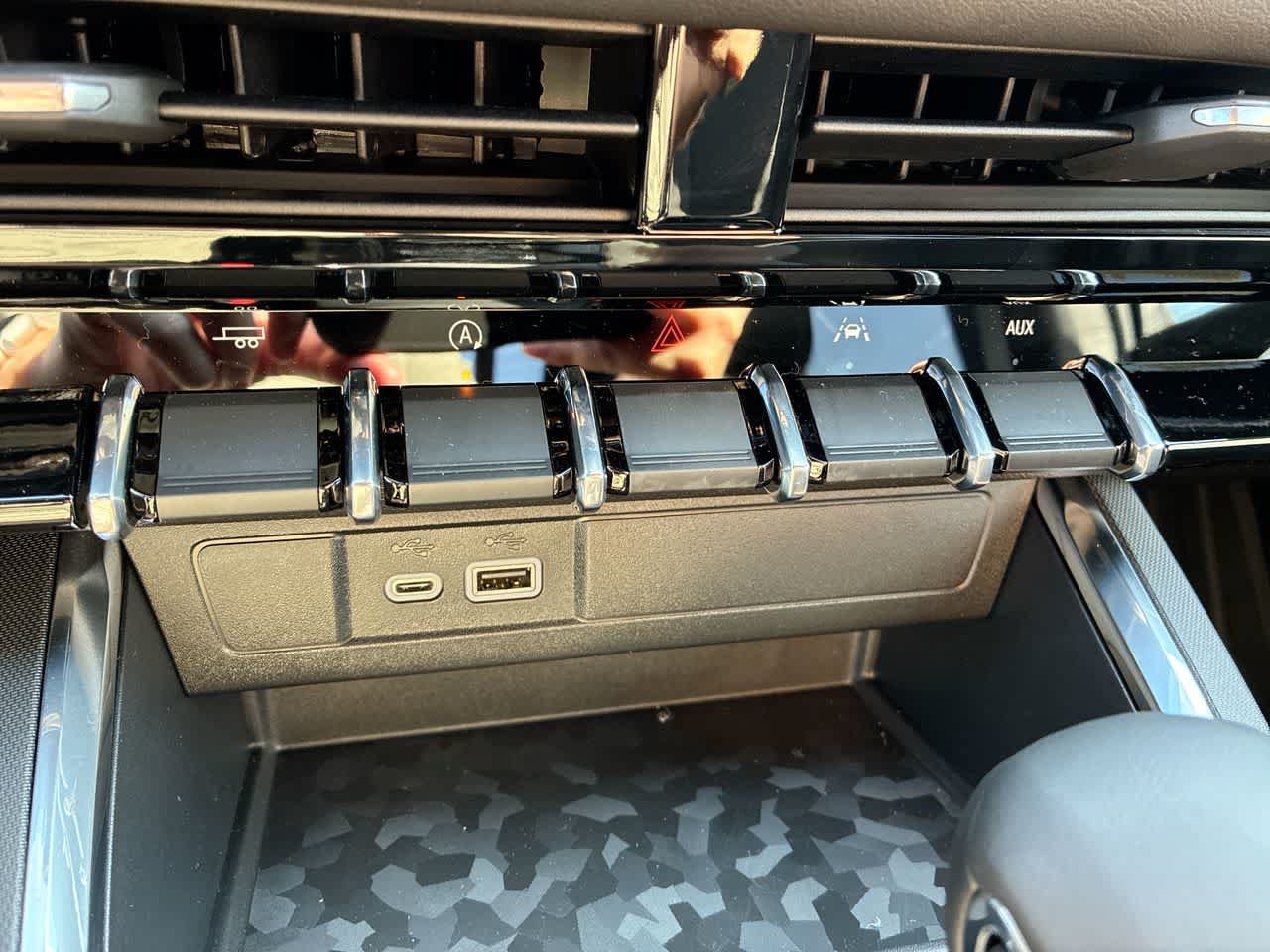 New 2026 GMC Canyon Elevation RWD image 18
