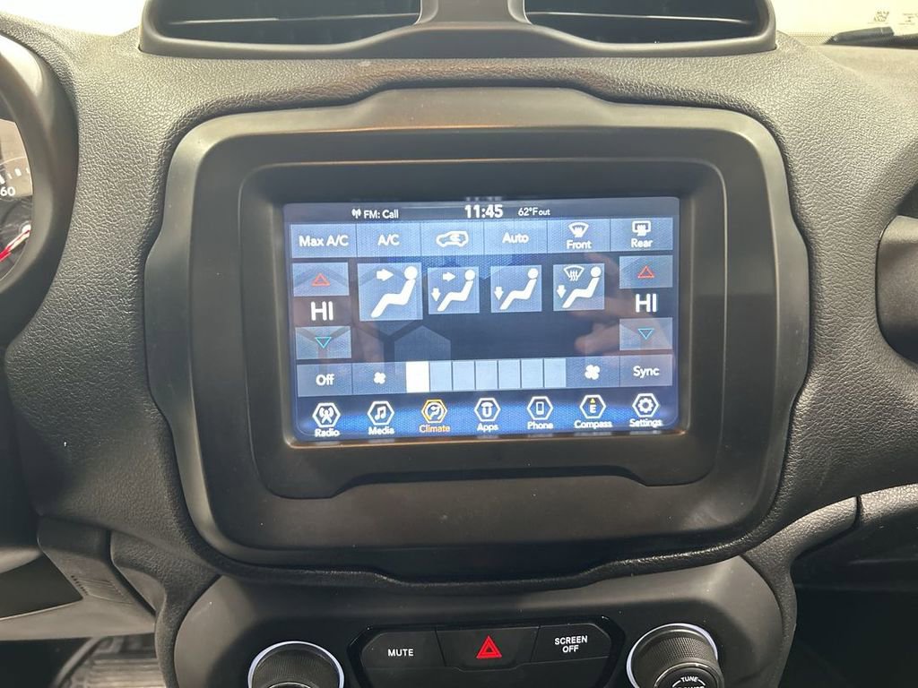 Used 2018 Jeep Renegade Trailhawk image 14