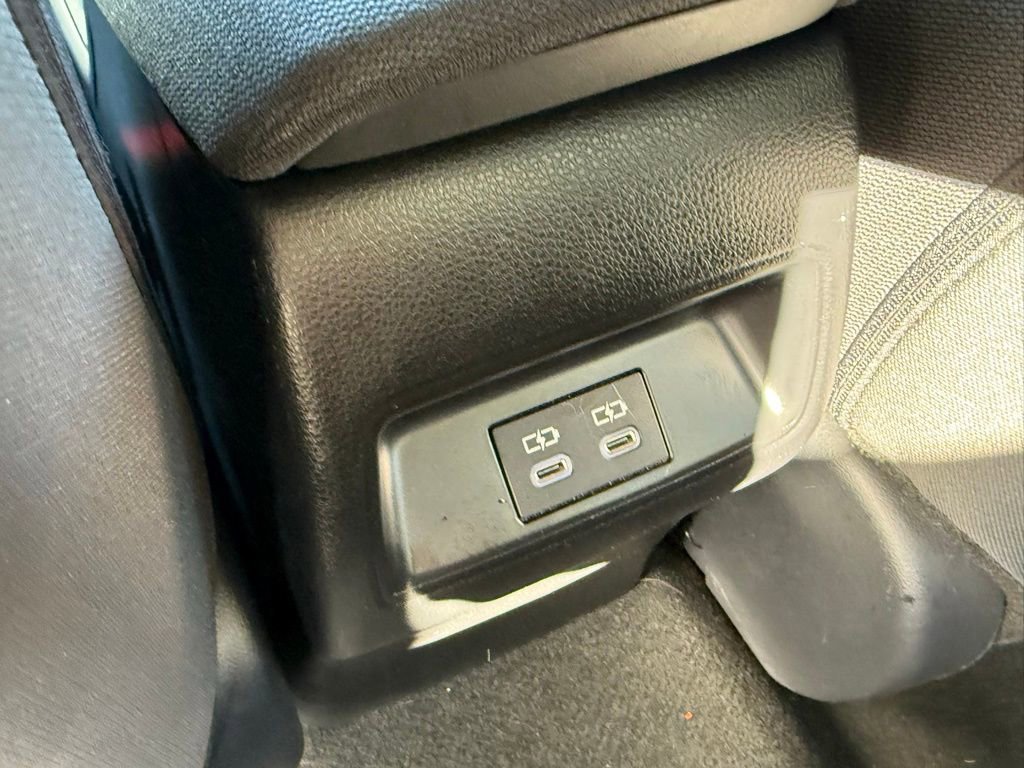 Used 2024 Toyota Corolla LE image 27