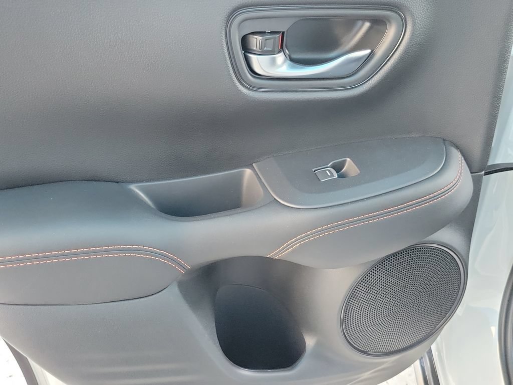 Certified 2027 Honda HR-V Sport image 16
