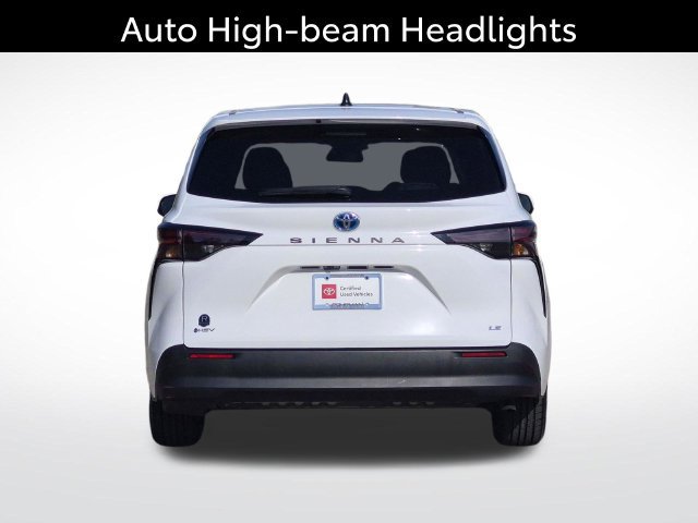 Certified 2025 Toyota Sienna LE FWD image 8