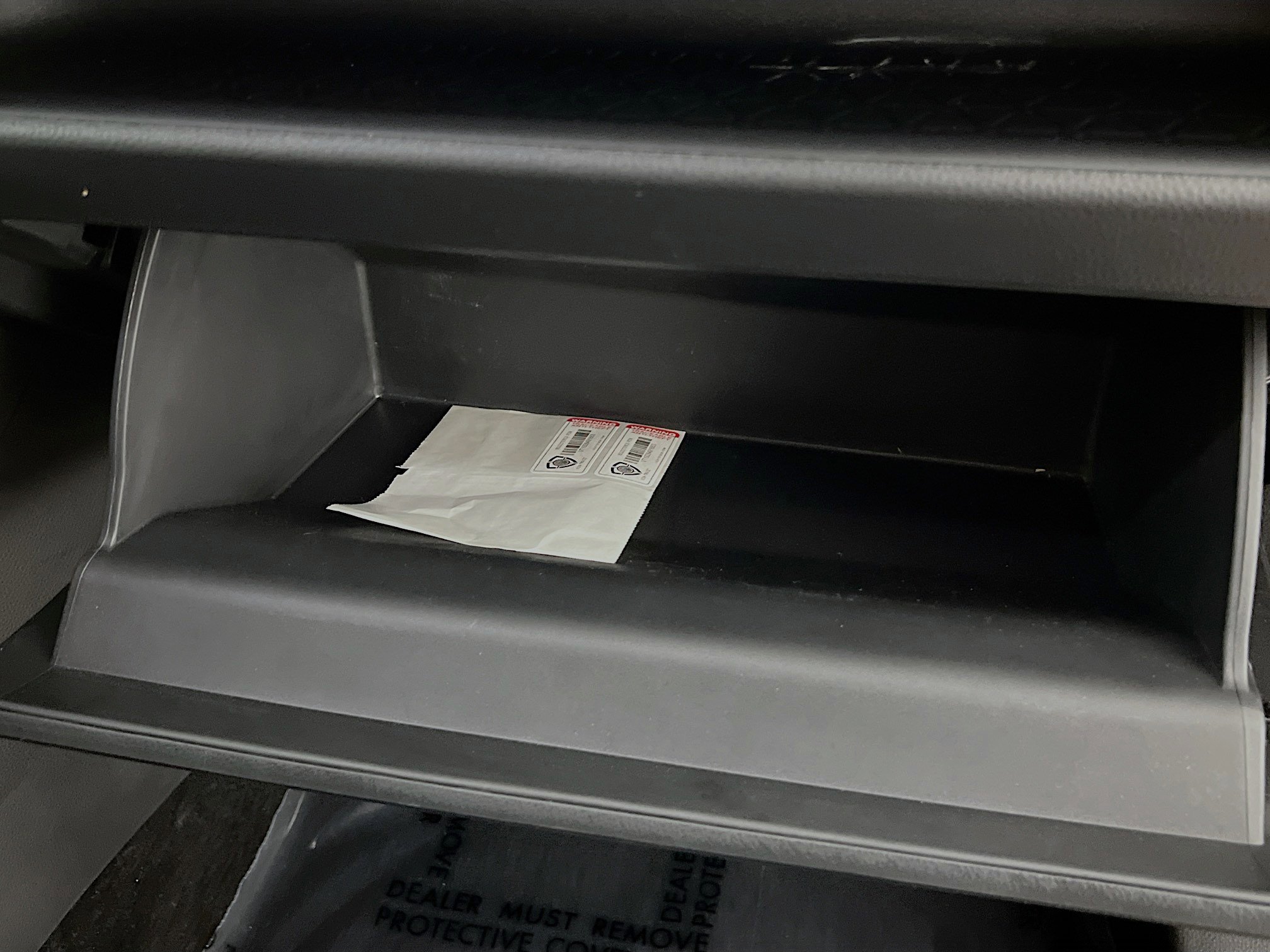 Used 2025 Toyota RAV4 LE image 34