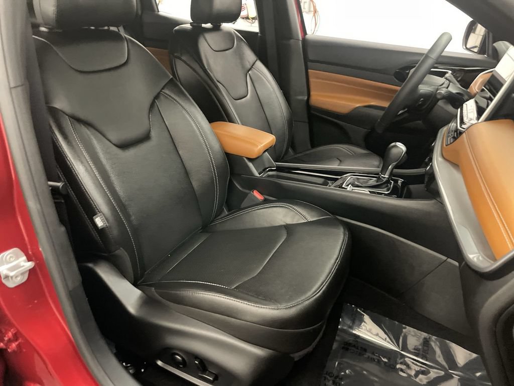 Used 2025 Jeep Compass Limited w/ Elite Group AWD/4WD image 22