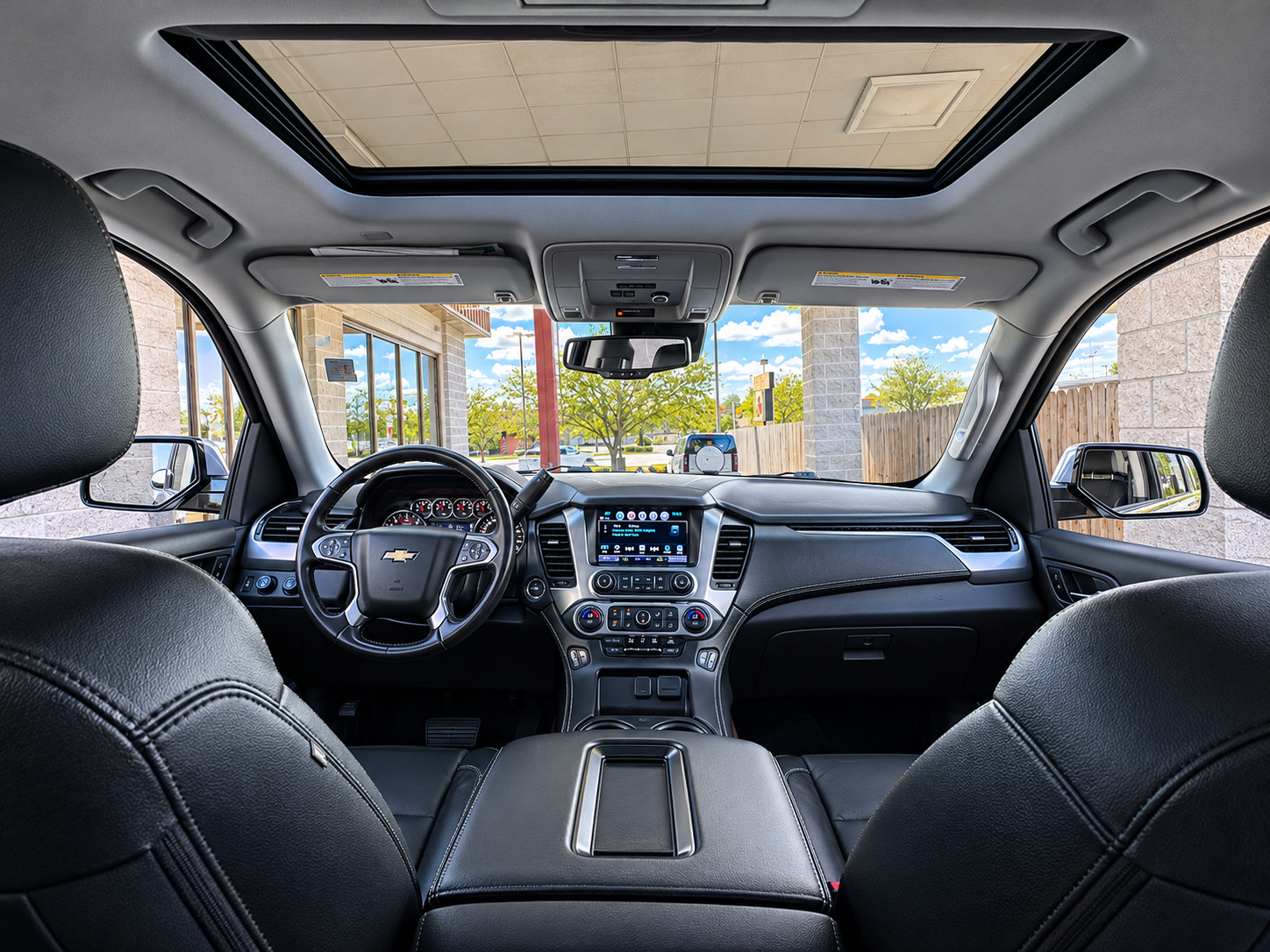 Used 2020 Chevrolet Tahoe LT AWD/4WD image 2