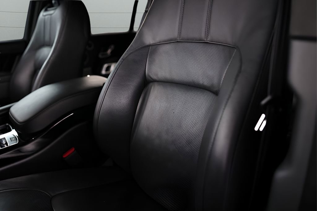 Used 2021 Land Rover Range Rover P525 Westminster Edition image 31