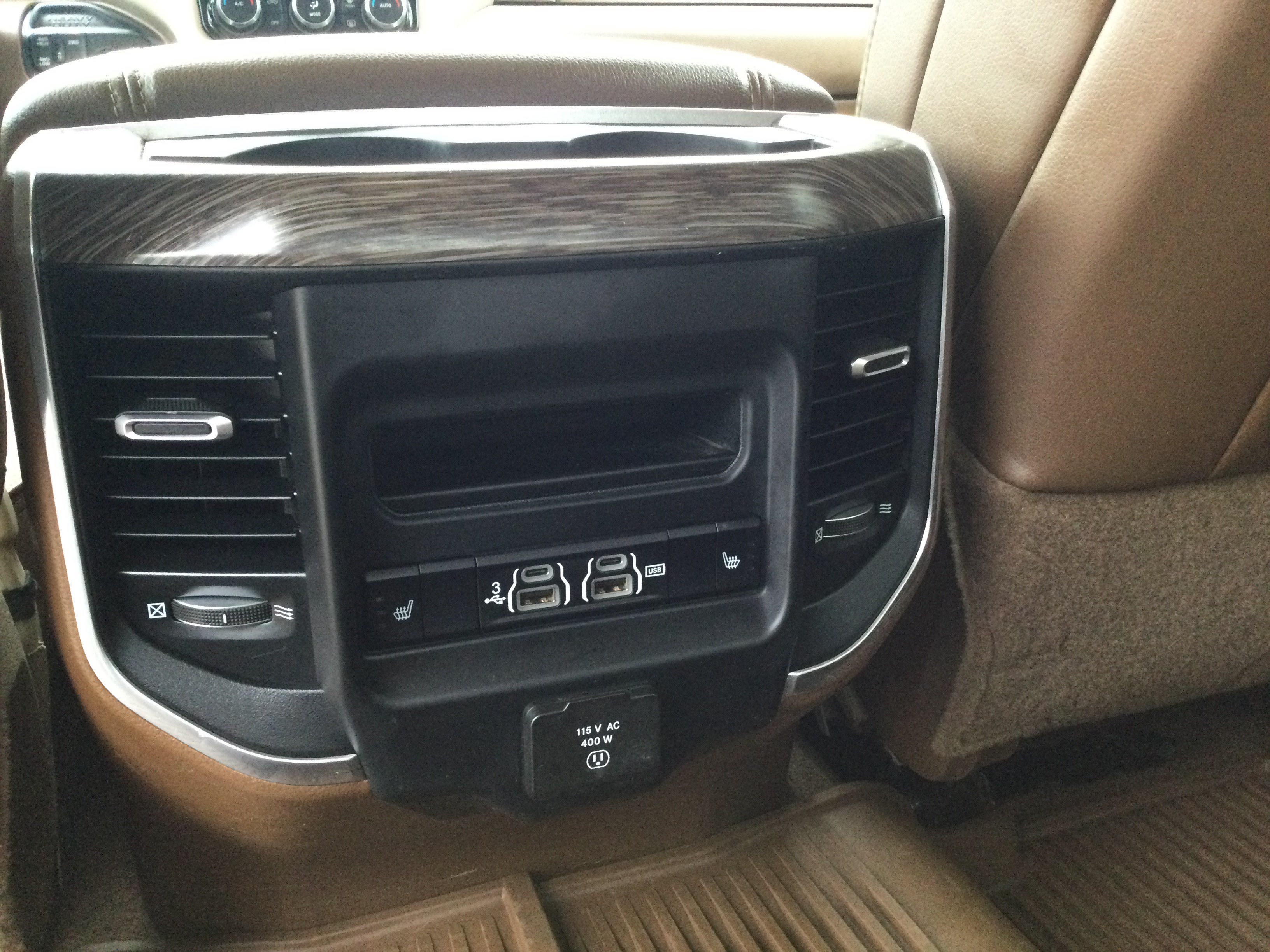 Used 2019 RAM 3500 Laramie AWD/4WD image 9
