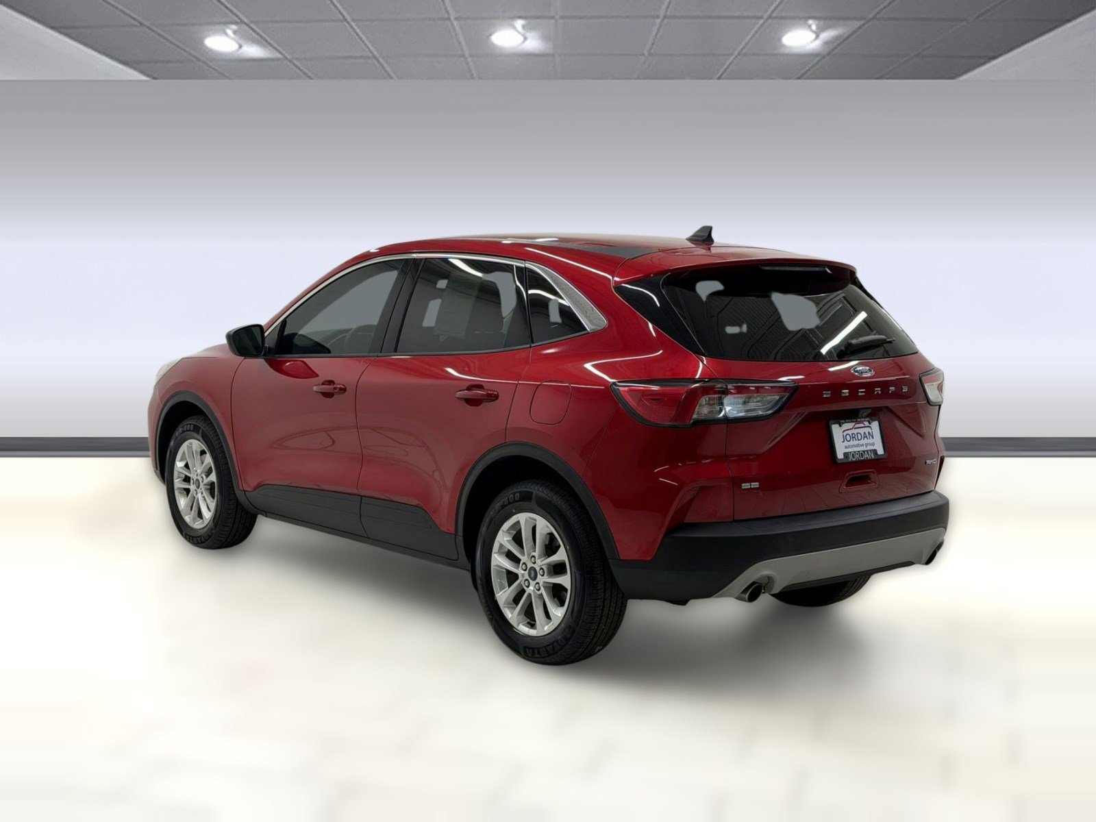 Used 2022 Ford Escape SE image 2